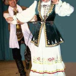 Приглашаем любителей башкирских народных танцев