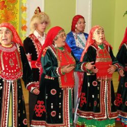 Мастер класс по разучиванию башкирских народных песен, ознакомление с легендами башкирских народных песен